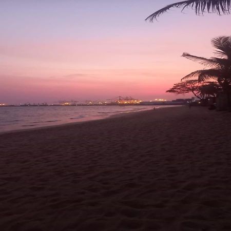 Cocobeach-Hotel ロメ エクステリア 写真